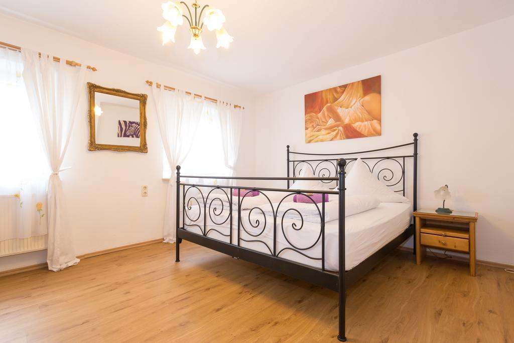 מינכן Hotel Moosbichl מראה חיצוני תמונה
