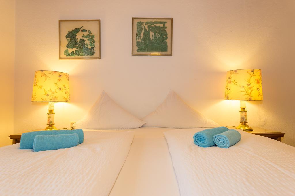 מינכן Hotel Moosbichl מראה חיצוני תמונה