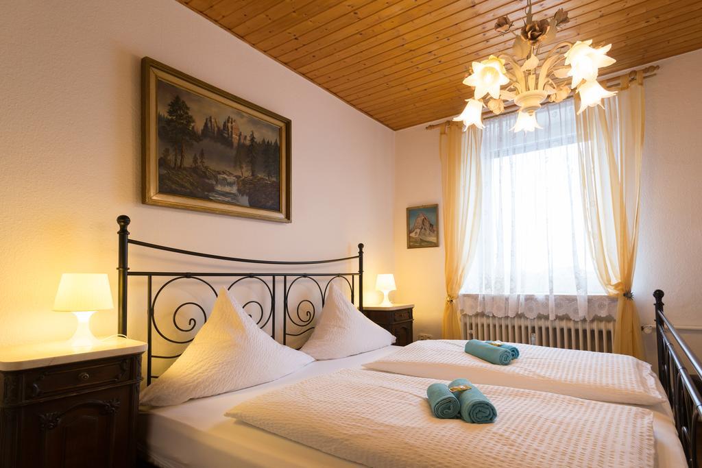מינכן Hotel Moosbichl מראה חיצוני תמונה