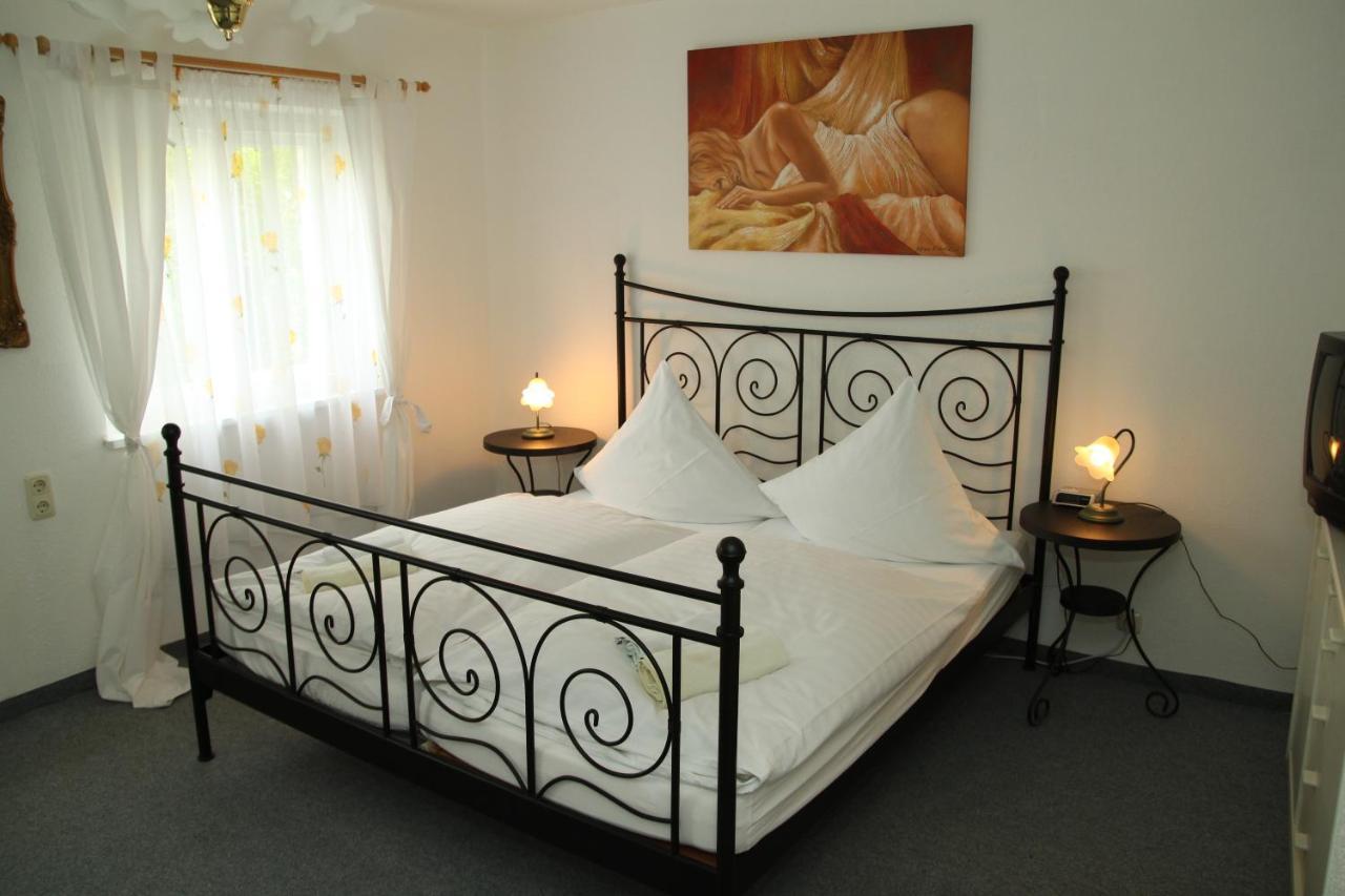 מינכן Hotel Moosbichl מראה חיצוני תמונה